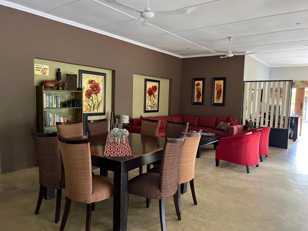 Turaco Lodge - No Loadshedding Marloth Park Buitenkant foto